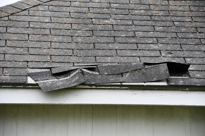 Missing or Cracked Shingles